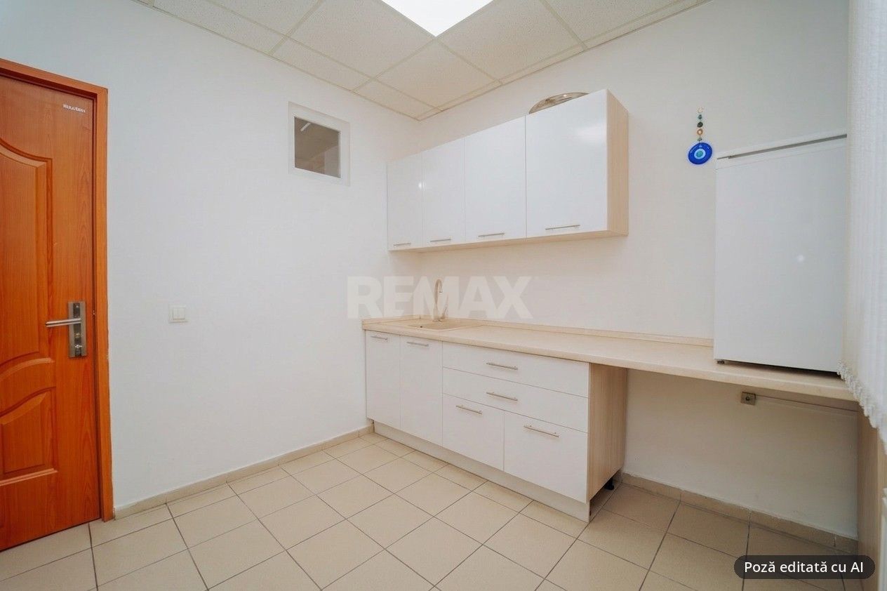 Spațiu comercial de închiriat | Centru | 132 mp utili | Mitropolit Petru Movilă - Poză 12