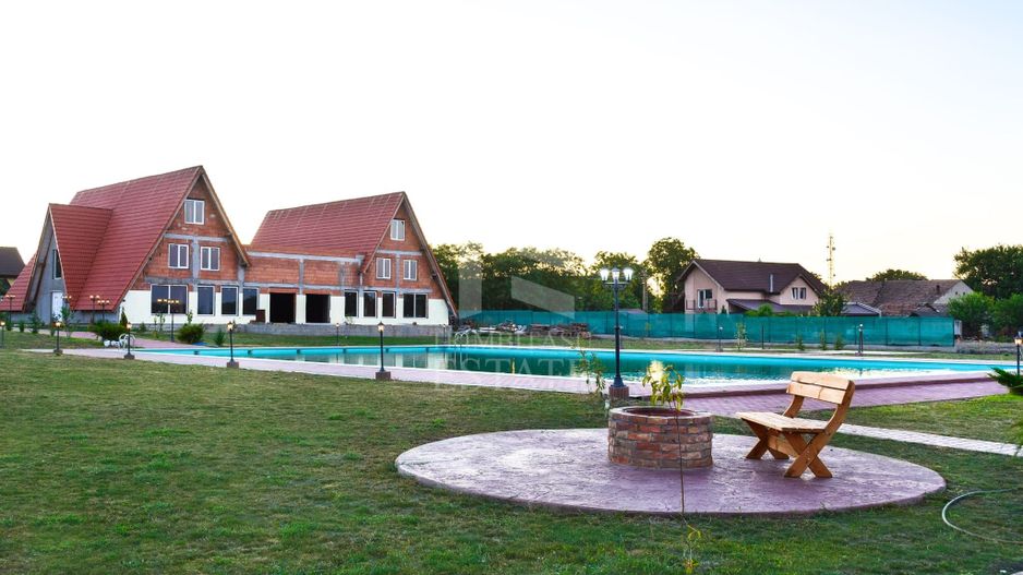 Sala de evenimente cu  piscina si foisor Biled COMISION 0 % CUMPARATOR - Poză 24
