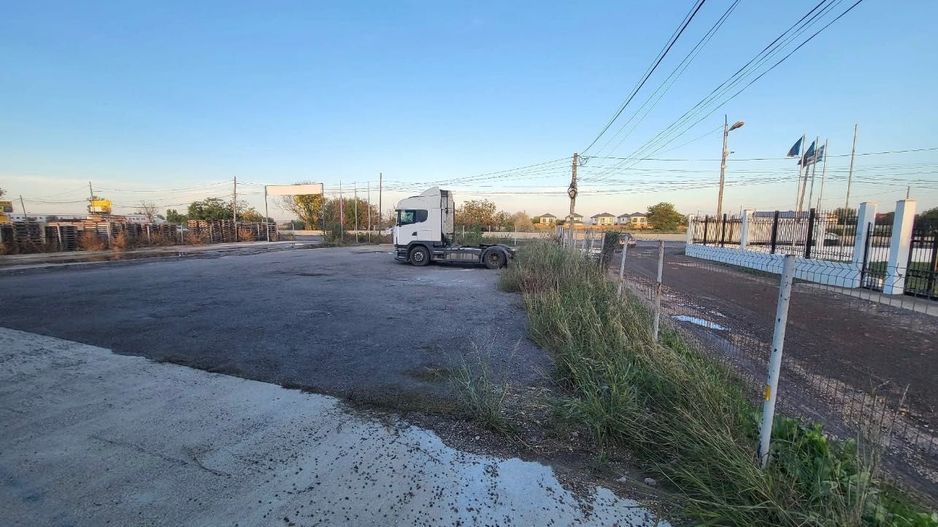 Hala zona Metro - Poză 8