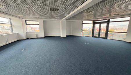 Spațiu de birouri de închiriat, 50-200 mp, centru, Târgu Mureș