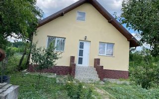 # De vanzare Casa 3 camere si teren 2000 mp com. Schitu Duca - Poză 1