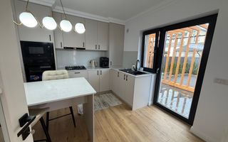 Casă de închiriat Radauti | 180 mp | 5 camere - Poză 1