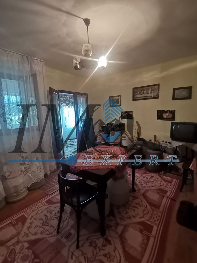 Casa de vanzare in Pianul de Sus - Poză 2