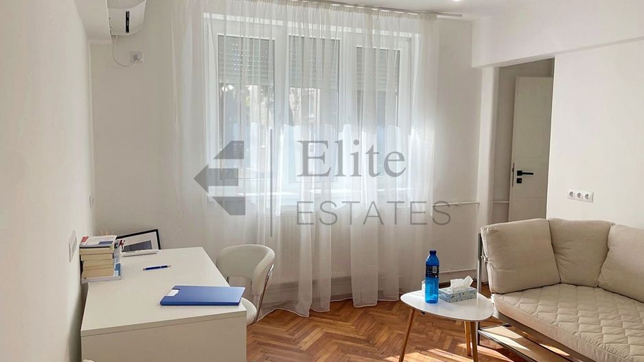 Birou ultracentral cu 2 camere de inchiriat în Oradea - Poză 1