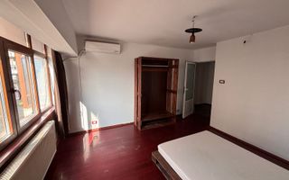 Apartament 3 camere Decomandat, et. 1, bulevard GARA - 139,900 EURO - Poză 10