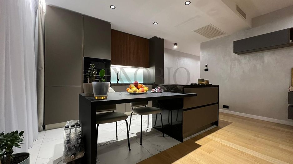 Apartament 3 Camere | One Herastrau Towers - Poză 1