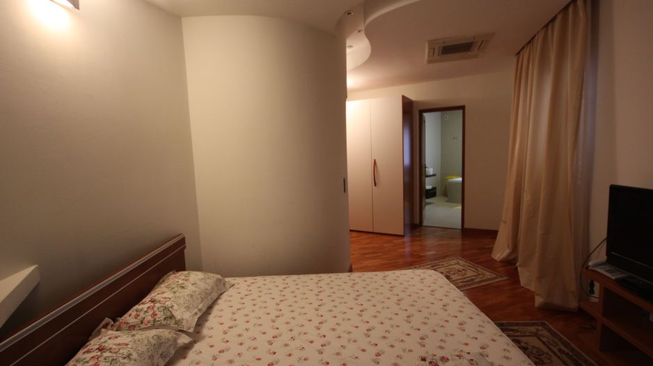 Casa pretabila birouri, camin de batrani - Poză 23