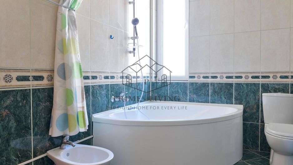 VILA DE LUX CU 6 DORMITOARE SI PISCINA + 800 MP CURTE LA INCHIRIRE - Poză 14