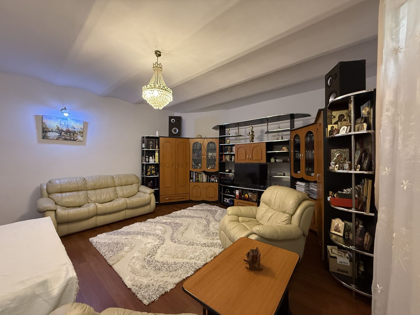Apartament 4 camere vila interbelica - Poză 2