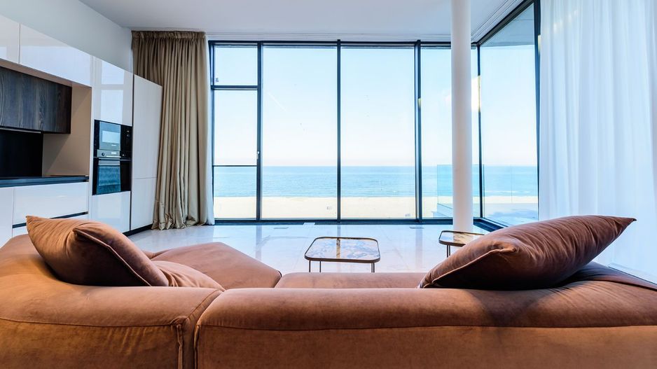 Apartament de 5 camere spațios, situat în zona Nord din Constanța - Poză 6