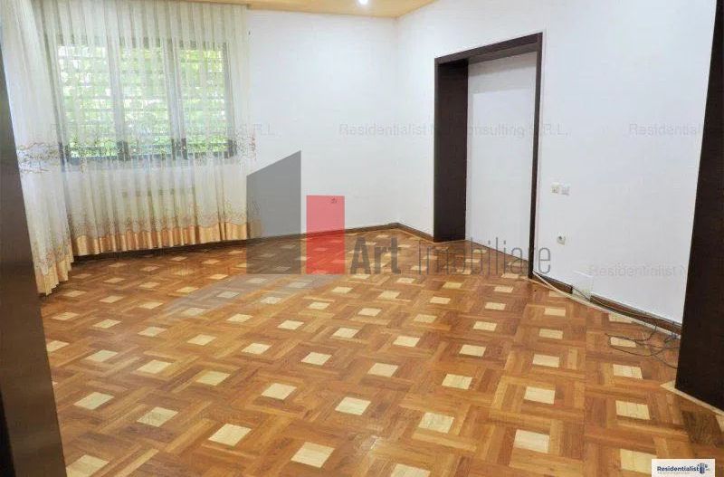 Vilă ultracentrală cu 6 camere – ideală pentru birouri sau activități comerciale - Poză 3