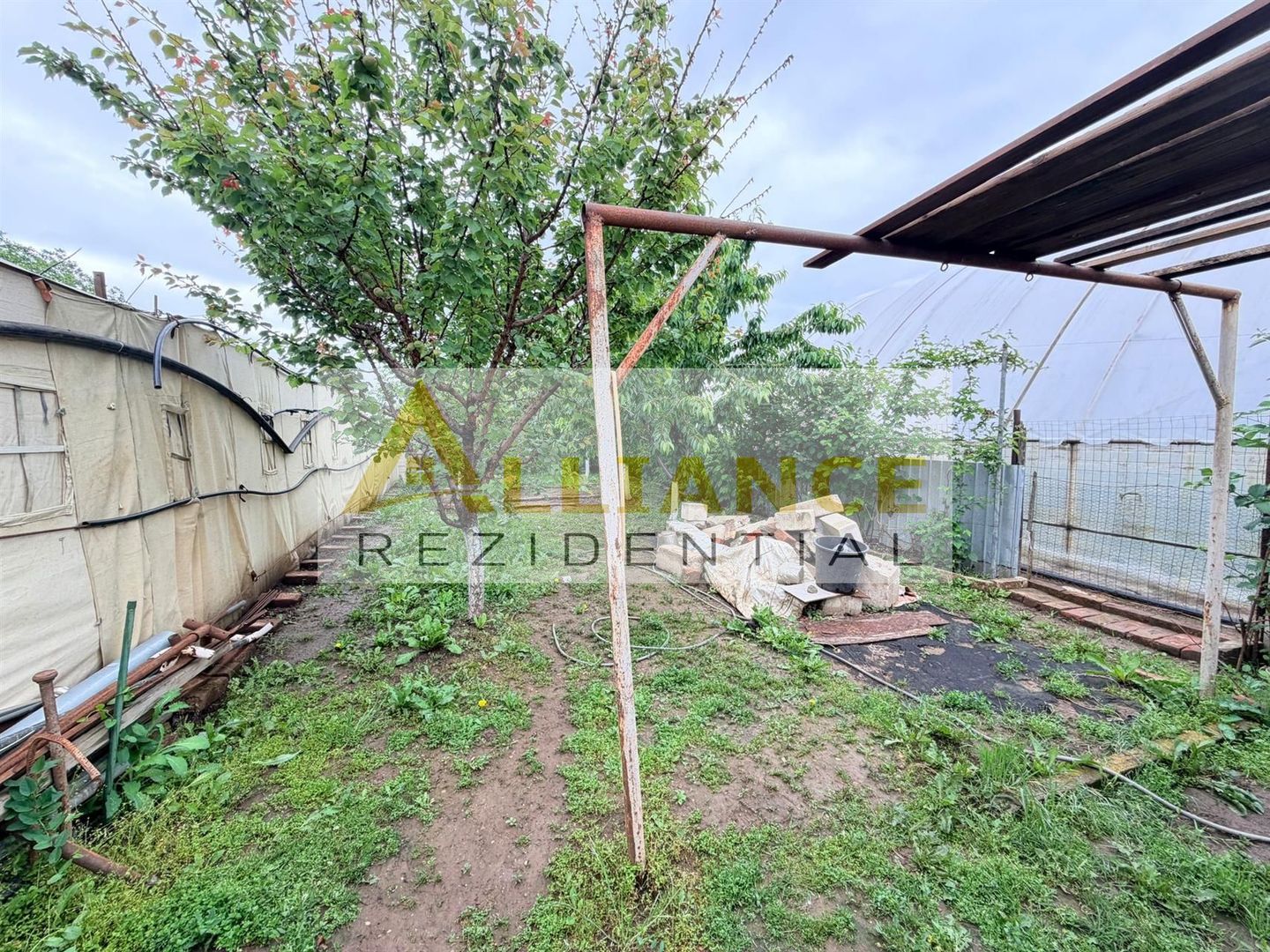 Casa Individuala - 4 camere - 2 bai - 575mp teren - Poză 3