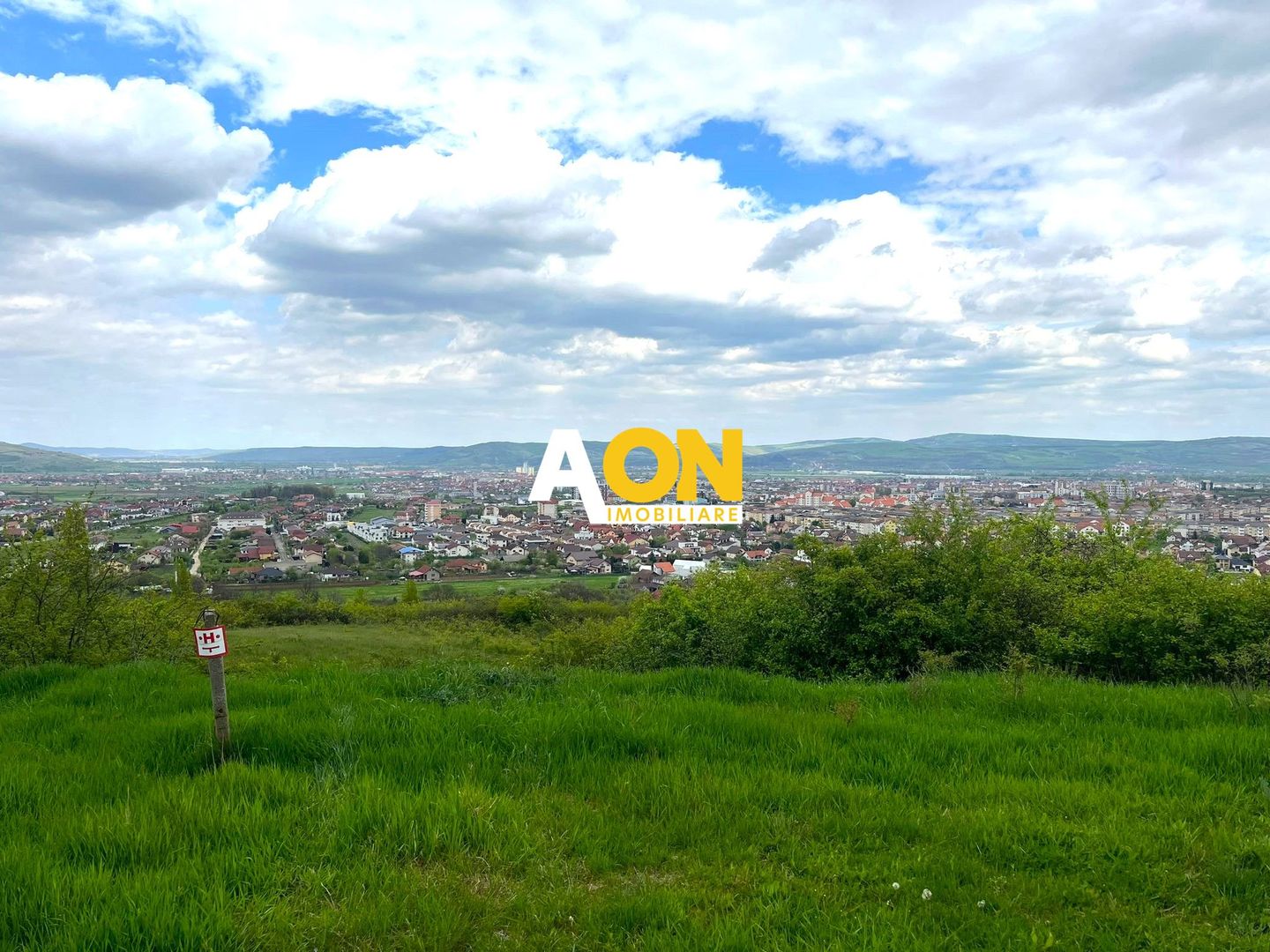 Teren cu o priveliste deosebita, 700 mp - Poză 4