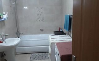 Apartament cu 2 camere, in Floresti - Poză 6