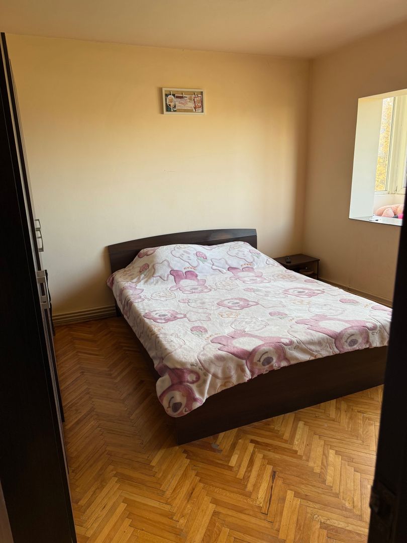 Soarelui | 3 camere | Decomandat | 2 băi | 2 balcoane | Etaj 3 - Poză 5