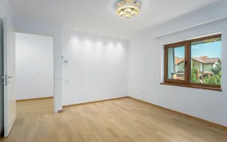 Vilă de inchiriat renovata recent, 1000 mp teren,  terasa de vara - Poză 17