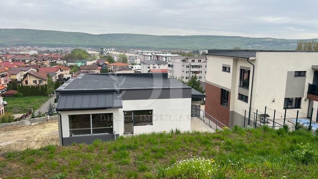 Casa individuala 220 mp /  curte libera de 581 mp / Zona Tautiului - Poză 3