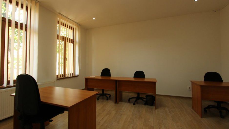Spațiu de birouri de 215mp de închiriat în zona Take Ionescu - Poză 8