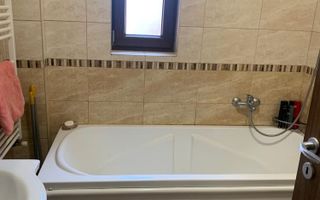 Apartament 3 camere complet mobilat, parcare inclusă, gata de mutare. - Poză 8
