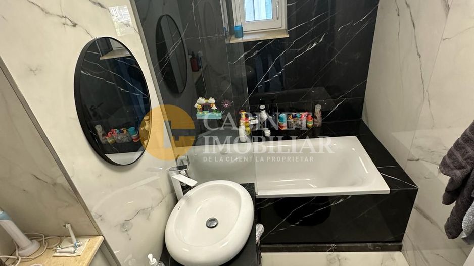 Nicolina -Apartament 4 Camere Decomandat  Bloc 1986 - Poză 3