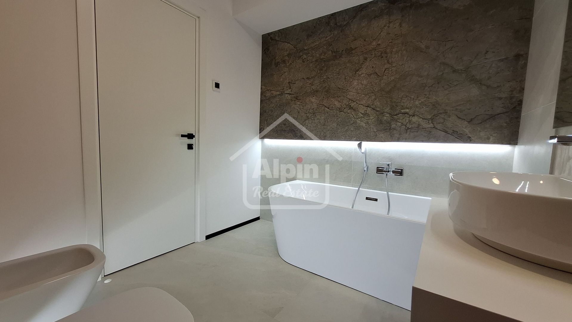 Apartament Finisaje Superioare I Central - Poză 6