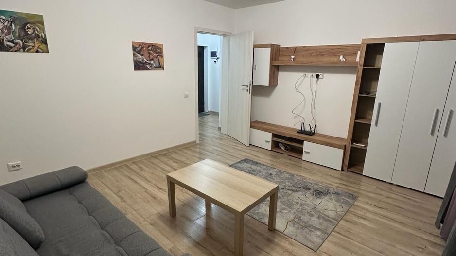 3 camere decomandat metrou Aparatorii Patriei sector 4 - Poză 3