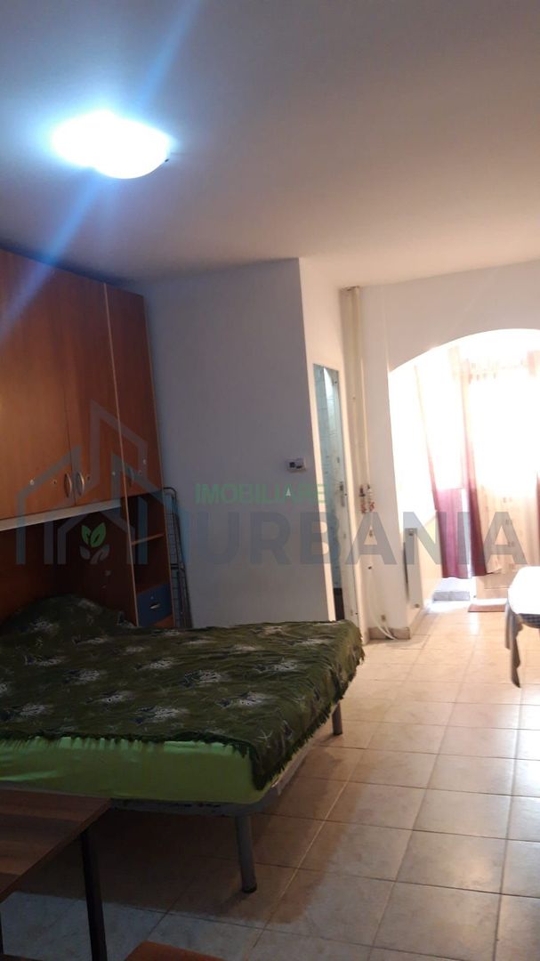 Apartament 1 camera vizavi de gara Nicolina - Poză 3