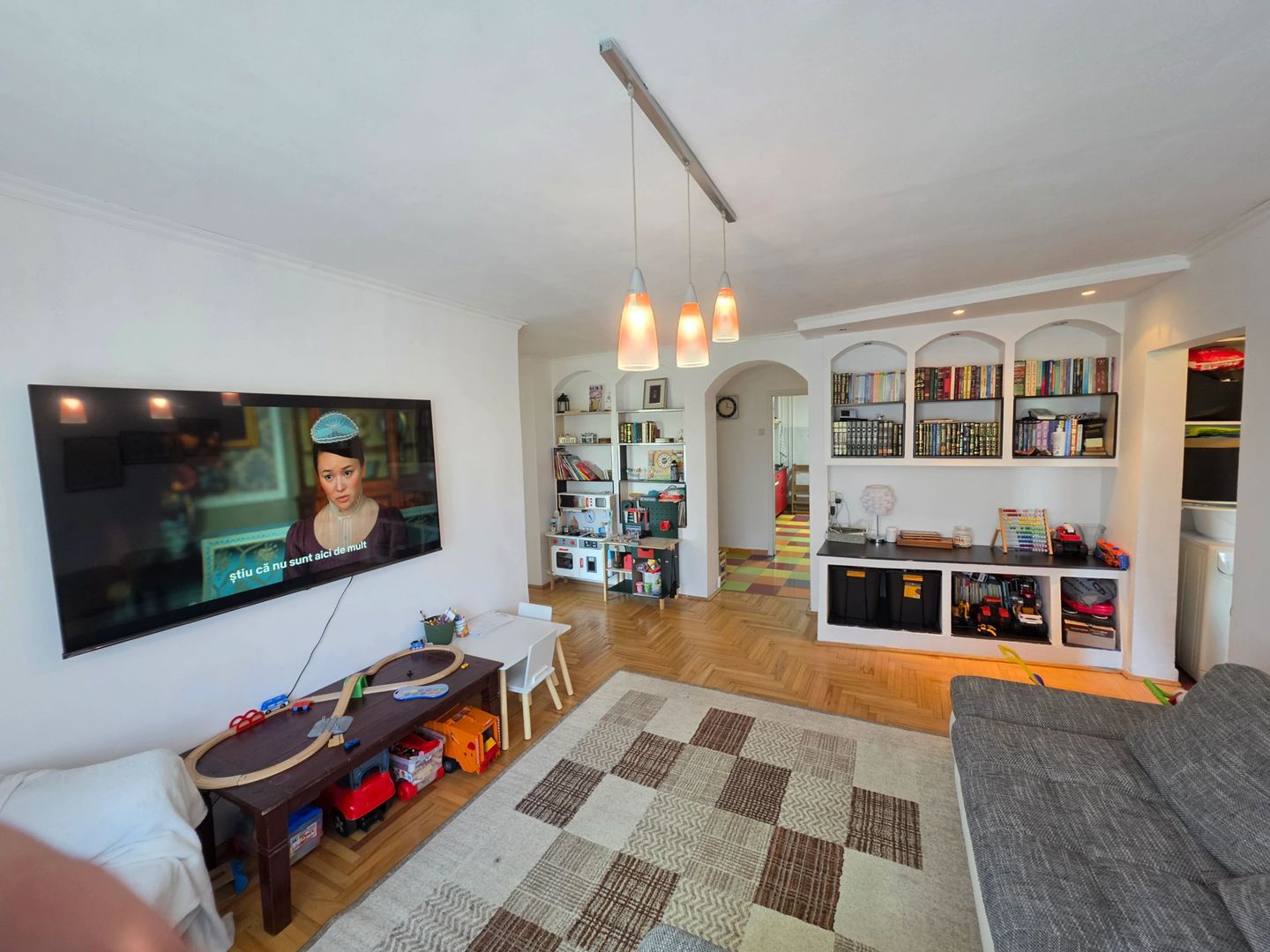 Vand apartament cu 4 camere aproape de centru - Poză 7