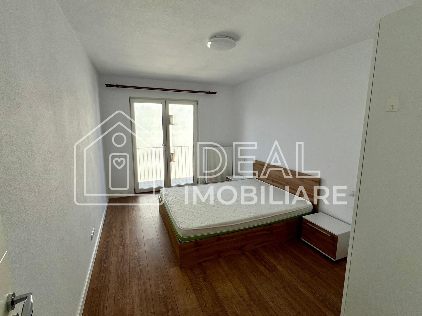 Apartament cu 3 camere si doua balcoane – Cartierul Arhitectilor - Poză 4
