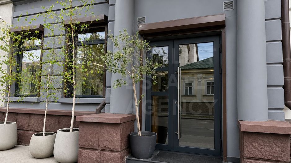 Chirie, spațiu comercial, 55 mp, str. București, Centru - Poză 1