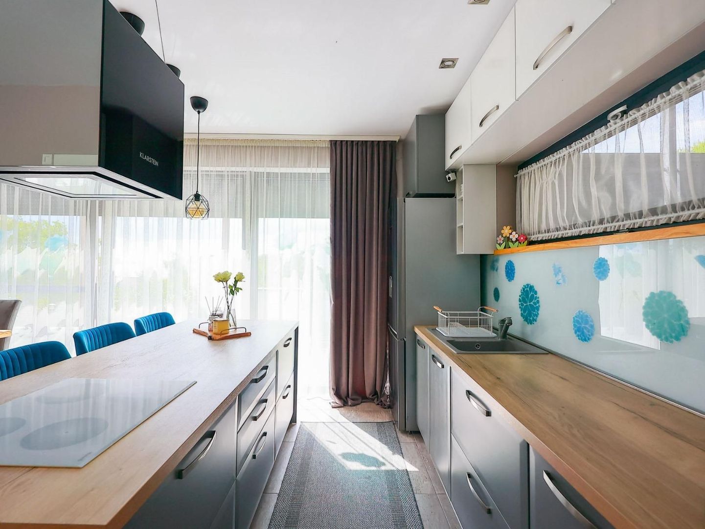 Vilă cu piscină, design mediteraneean. 410.000 E (neg, comision 0) - Poză 8