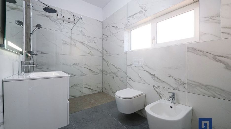 Duplex cu 4 camere si teren generos de 352 mp – Mosnita Noua - Poză 31