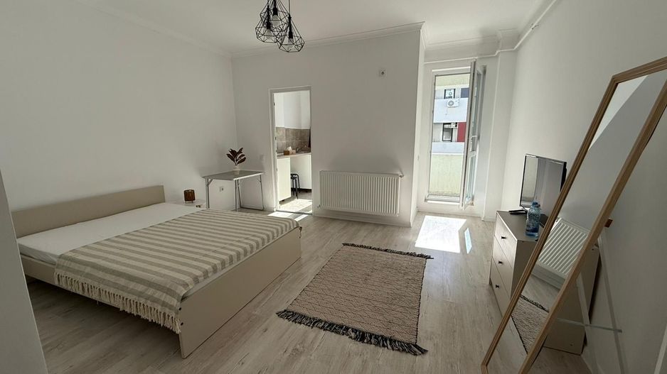 MOBILATĂ ȘI UTILATĂ – MILITARI RESIDENCE - Poză 2