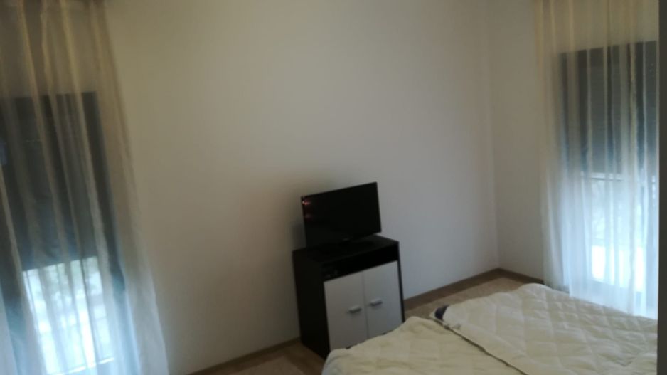 Giroc | 2 camere | Decomandat | Etaj 1 | Mobilat și utilat | Aproape de Daf - Poză 12