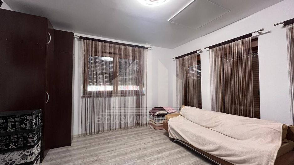 Casa individuala renovata, Lipoveni - Poză 5