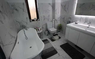 Modern si primitor - Poză 40