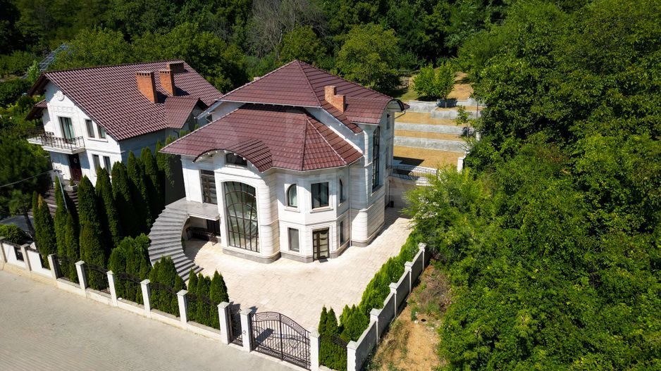 Vânzare, casă premium 255 mp, str. Eugeniu Păpușoi, Botanica - Poză 2