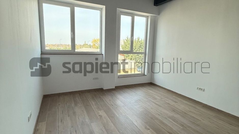 Închiriere spațiu mixt – Hală | Showroom | Birouri - Poză 12