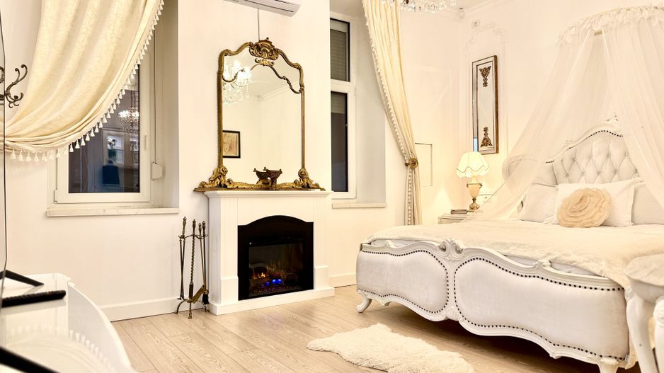 Investiție premium în Piața Unirii, apartament boutique cu randament - Poză 1