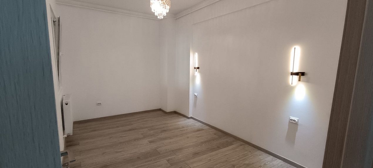 Apartament 3 camere in Prelungirea Ghencea. Renovat de la 0 ! - Poză 5