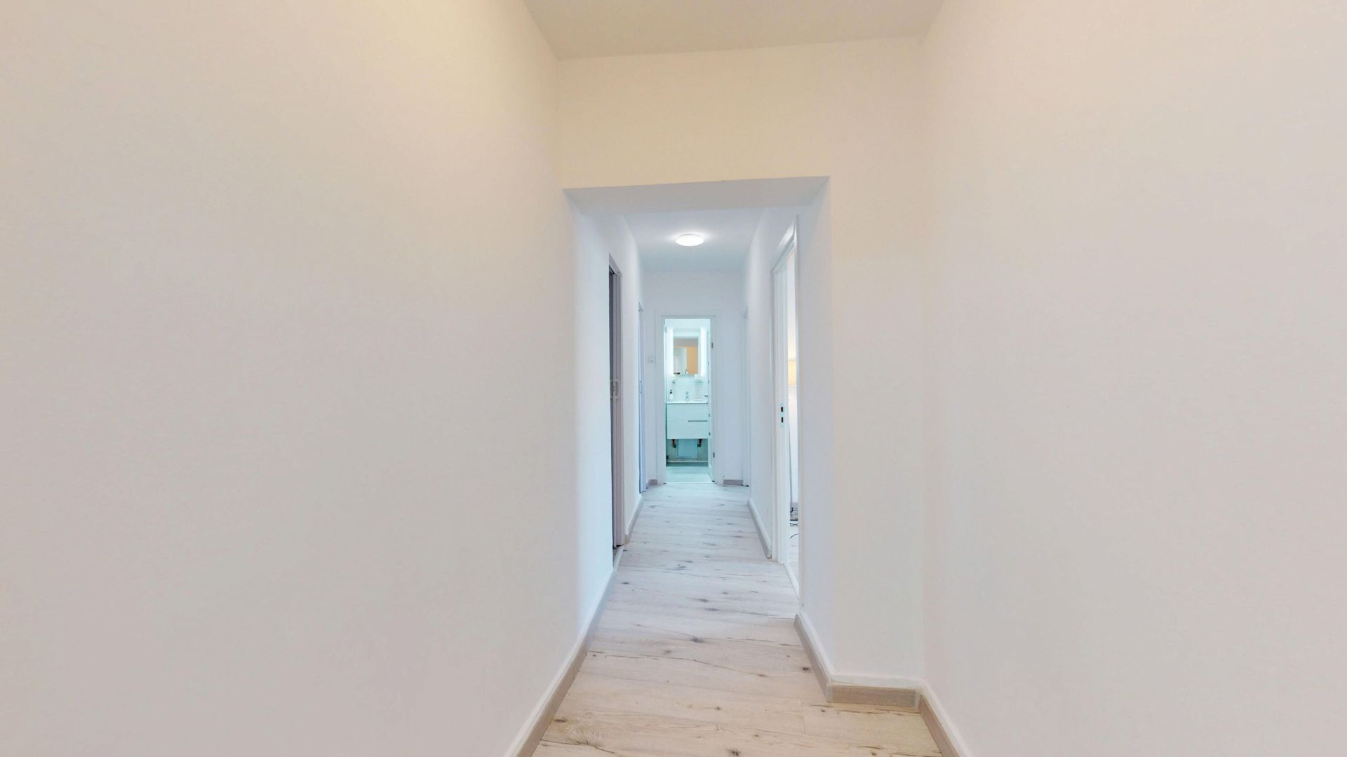 Apartament 4 camere | 120 mp | 3 min Metrou Lujerului - Poză 9