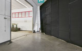 Hală de producție, cu birouri și teren, în Sebiș - Poză 19