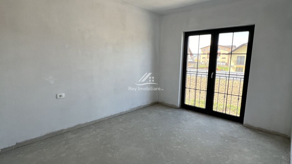 Duplex Modern și luminos 6 cam. la vânzare în Șelimbăr zona Trifoiului - Poză 7