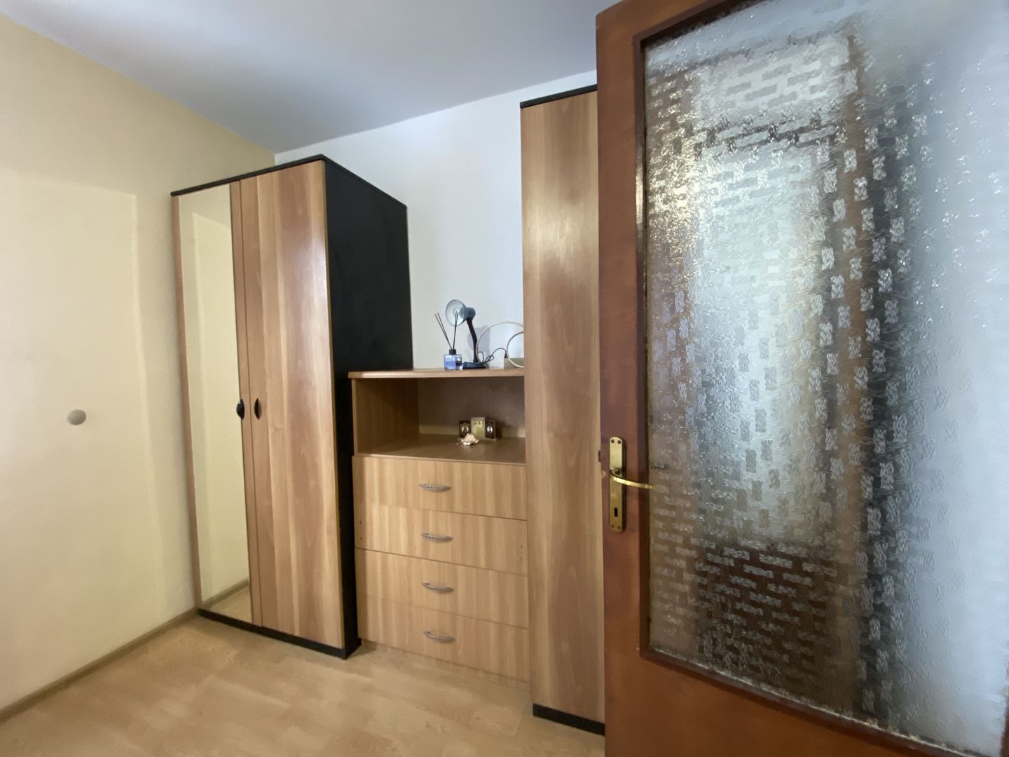 Apartament cu doua camere, Aparatorii Patriei, 79.000€ negociabil - Poză 11
