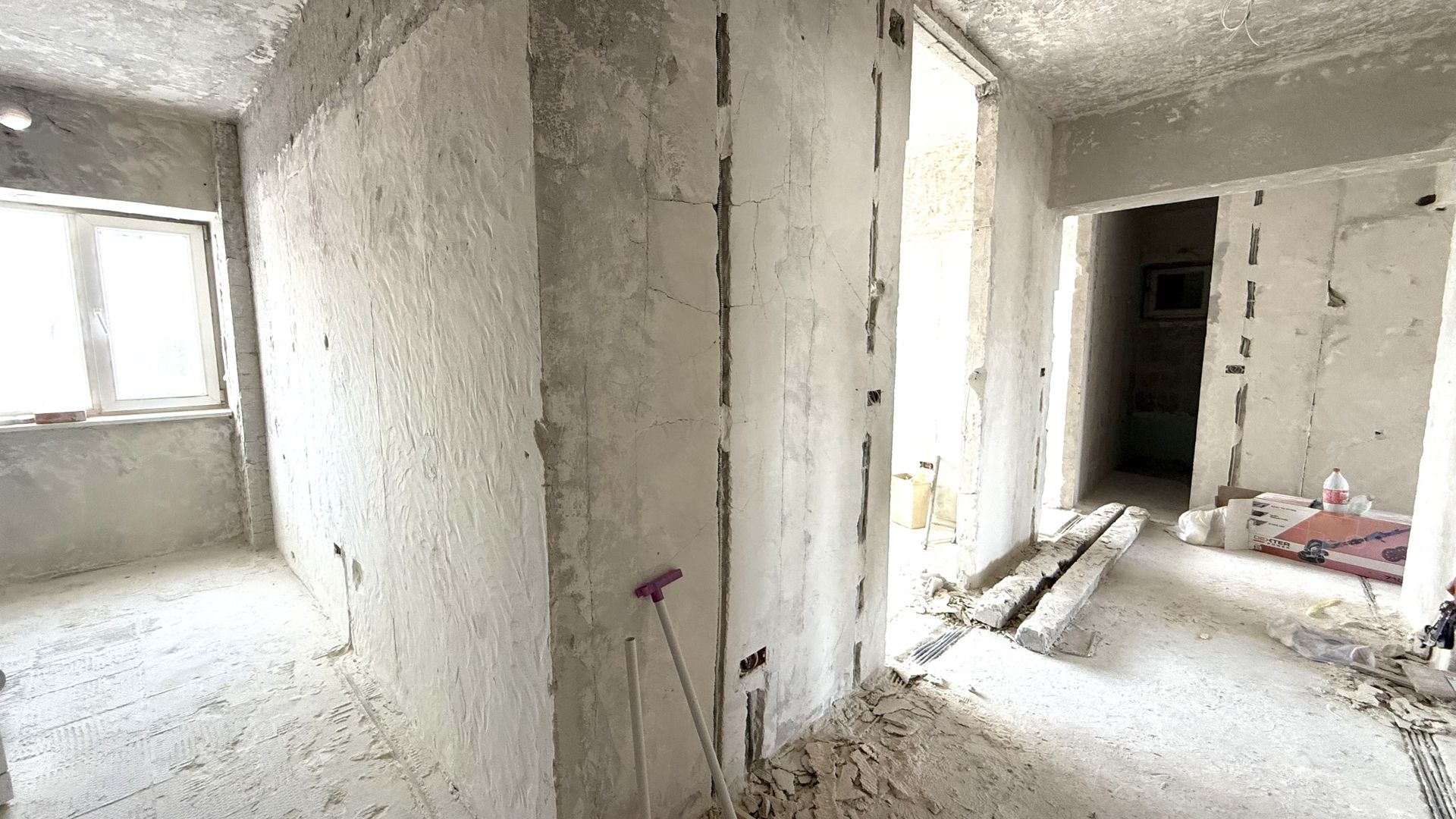 APARTAMENT SPATIOS CU VEDERE PE 2 PARTI - Poză 5