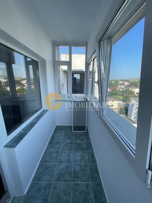 Nicolina Apartament 2 Camere Decomandat Etaj Intermediar -Bloc 1992 - Poză 4