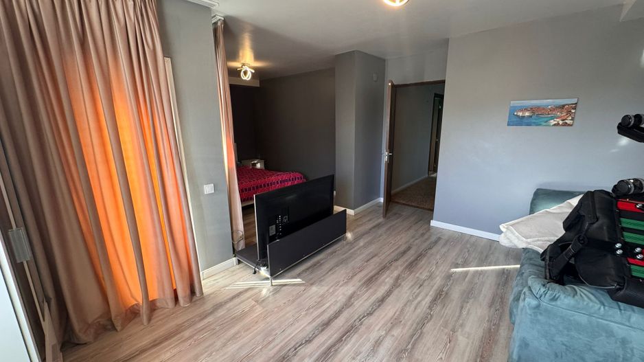 Casa 9 camere Glina 350 mp utili 1000 mp teren - Poză 29