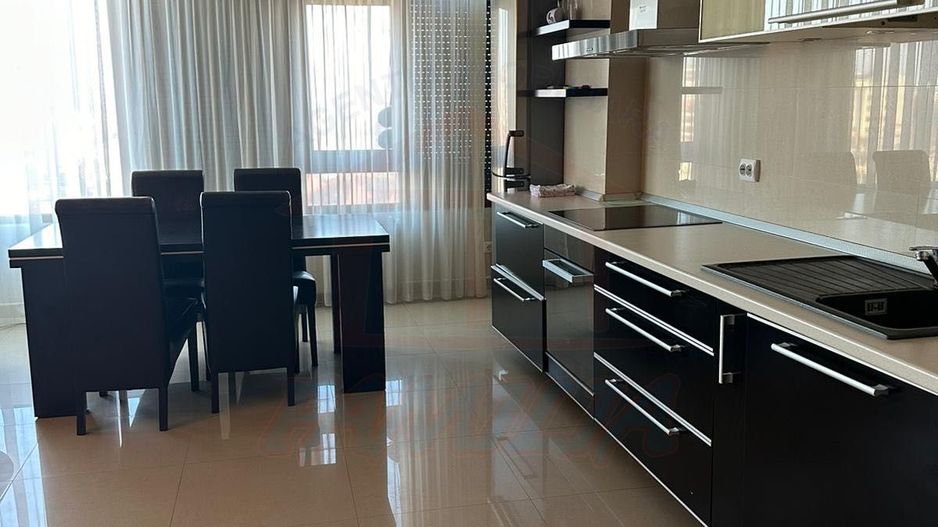 Inchiriere apartament cu 2 camere, Cosbuc, 70 mp, 500 EURO/Luna - Poză 2