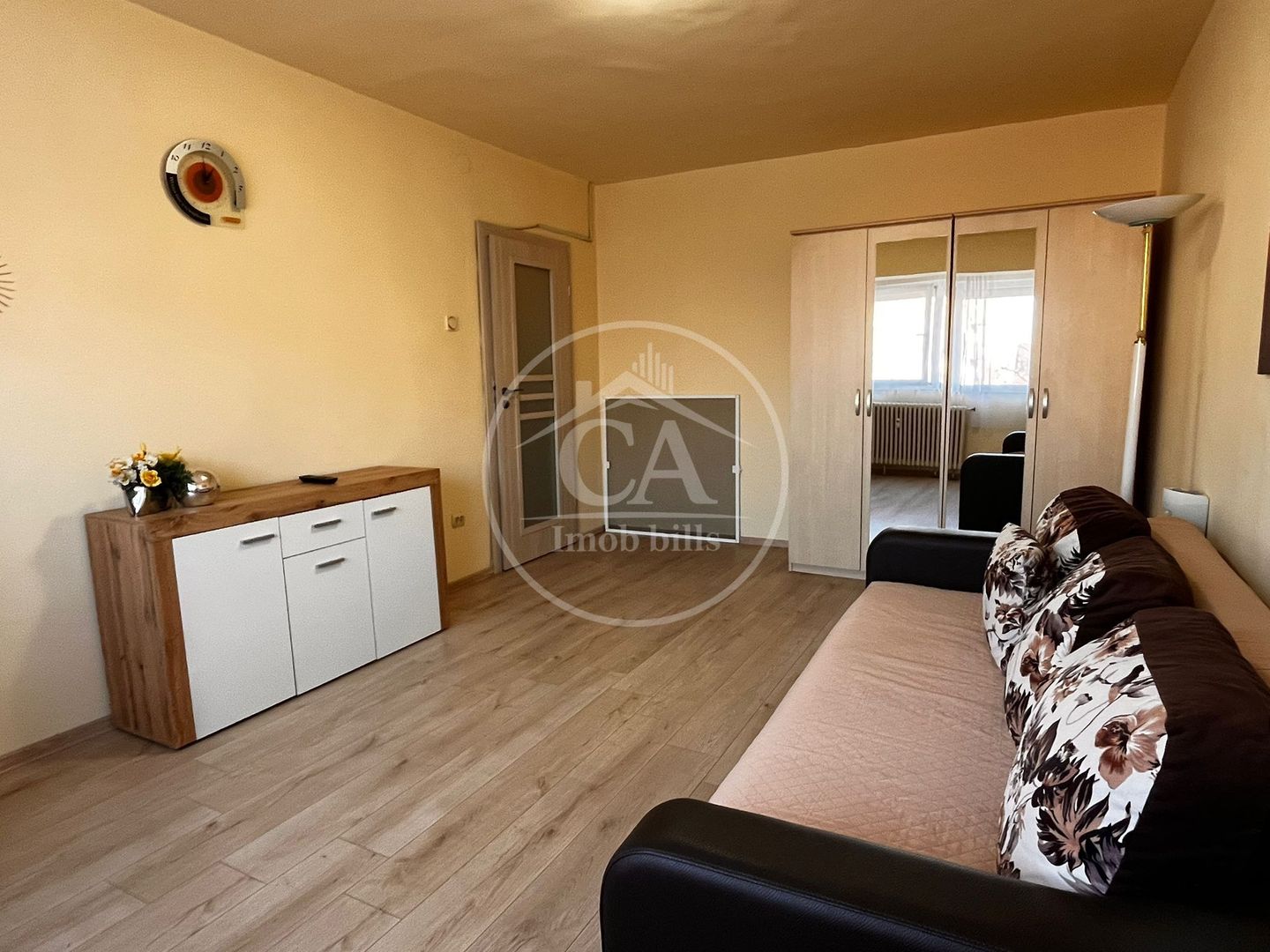 Apartament cu 3 camere de inchiriat în zona Calea Aradului, Oradea - Poză 2