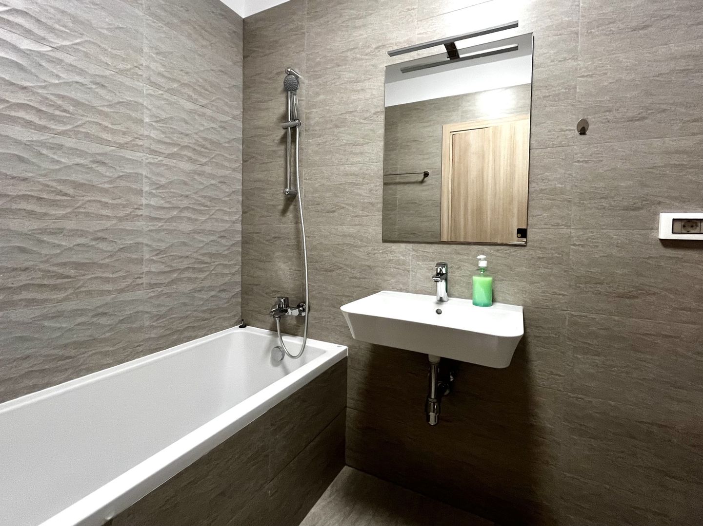 2 camere| terasă 10 mp | perfect pentru stilul tău de viața | VOX - Poză 14